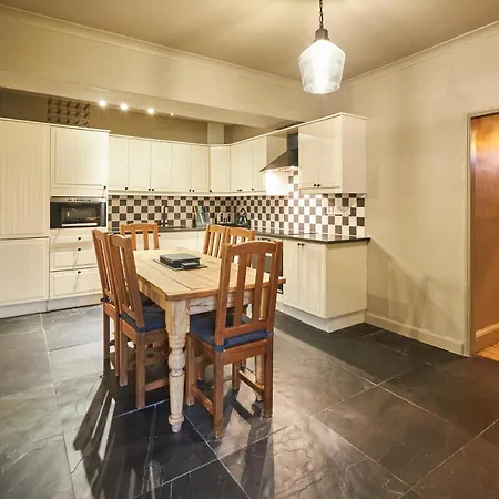 Host & - Prospect Holiday home